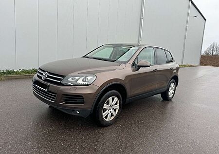 VW Touareg Volkswagen V6 TDI BMT*LEDER*NAVI*AHK*KAMERA*EL SITZ