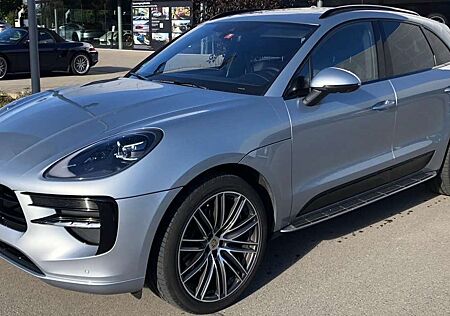 Porsche Macan PDK; PANO; LED PDLS+, BOSE, Luftfeder PASM