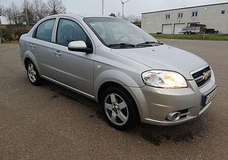 Chevrolet Aveo Stufenheck 1.4 16V Automatik LT