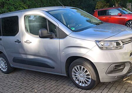 Toyota Pro Ace Proace City Proace City 1,5-l-D-4D 96kW L1 Comfort AHK
