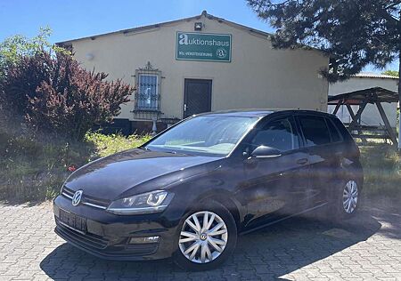 VW Golf Volkswagen Comfortline BMT - Aus 2.Hand, Xenon, Service -