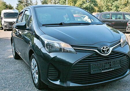 Toyota Yaris Basis+Klimaanlage+Allwetterreifen