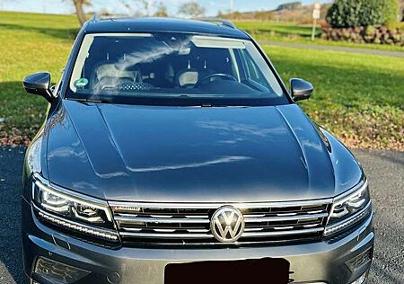 VW Tiguan Volkswagen Highline BMT/Start-Stopp 4Motion