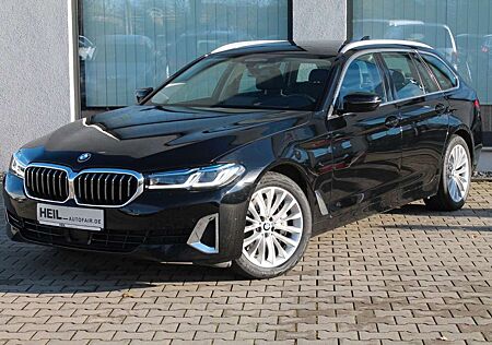 BMW 540 d xDrive Touring Luxury*NAVI*ACC*AHK*PANO*