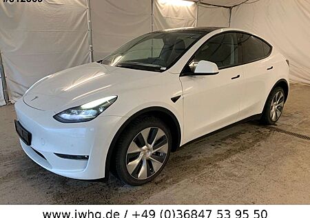 Tesla Model Y Long Range AWD 75 kWh Wärmep Autopilot-3