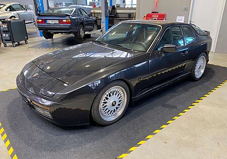 Porsche 944 Turbo II