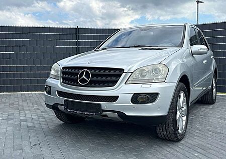 Mercedes-Benz ML 350 4-MATIC*7G*AIRMATIC*COMAND*BI-XENON*LEDER