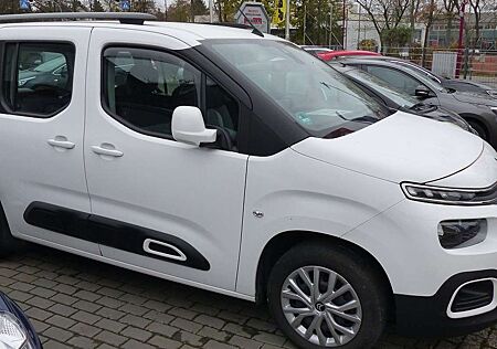 Citroën Berlingo Citroen Feel M Neuer org. Motor 10 KM Mit Werksgarantie