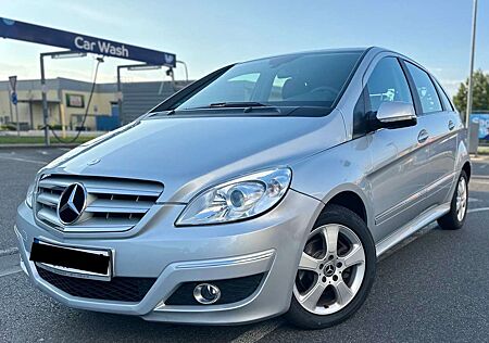 Mercedes-Benz B 180 Autotronic SPORT EDITION