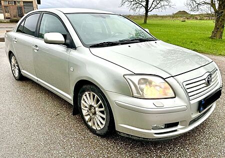 Toyota Avensis 2.0 VVT-i Automatik Sol
