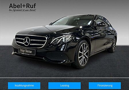 Mercedes-Benz E 200 4M AVANTGARDE+LED+NIGHT+Kamera+Ambi+TotW