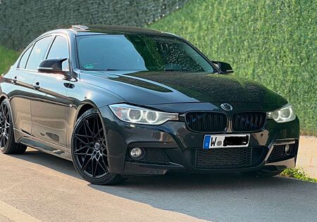 BMW 320 Apple CarPlay / Head-Up / 19 zoll / 8 Fach bereift