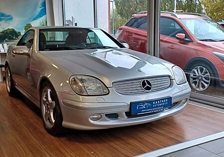 Mercedes-Benz SLK 320 gebraucht kaufen Mercedes-Benz SLK 320 Automatik Leder PDC Sitzheizg ROSTFREI