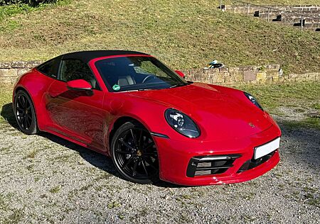 Porsche 992 911 Targa 4 PDK
