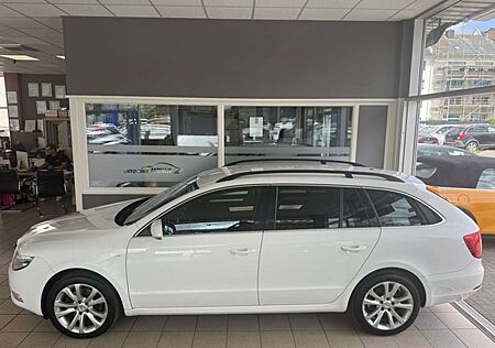 Skoda Superb TDI Combi Family DSG Xenon AHK