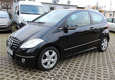 Mercedes-Benz A 180 A180CDI 2,0d/AUT/TEILLEDER/NAVI/SITZHEIZUNG