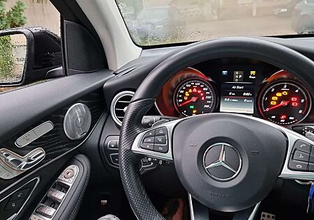 Mercedes-Benz GLC 250 d 4Matic 9G-TRONIC AMG Line