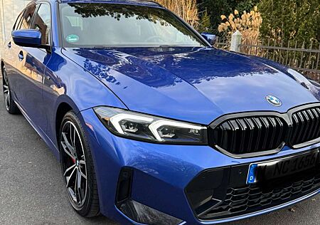BMW 320d 320 3er Touring Diesel Touring xDrive Aut.