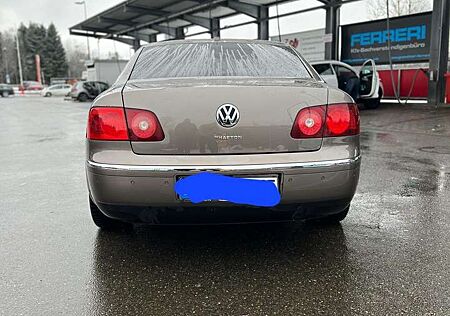 VW Phaeton Volkswagen 3.0 V6 TDI DPF 4MOTION Automatik (5 Sitzer) Editio
