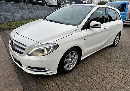 Mercedes-Benz B 180 *Xenon*Leder*Pano*Euro 5