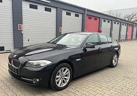 BMW 530 iA Lim. 1Hand Leder/Navi/Xenon/AHK