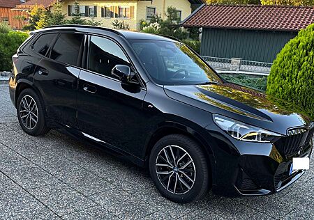 BMW iX1 xDrive30 M Sportpaket