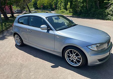 BMW 118d 118 Top gepflegt