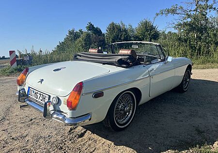 MG MGB Cabrio Chrom weiss/braun US-Import