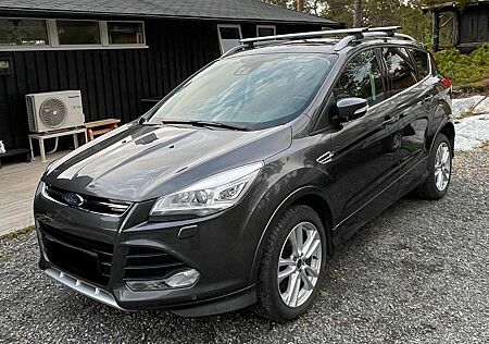 Ford Kuga 2.0 TDCi 4x4 Aut. Titanium