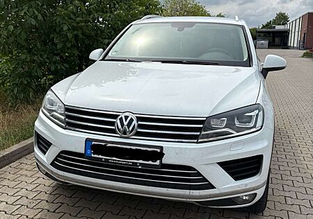 VW Touareg Volkswagen Diesel 3.0 V6 TDI SCR Blue Motion DPF Auto