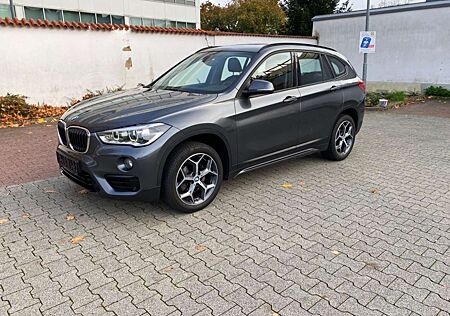 BMW X1 sDrive18d Sport/Navi/Leder/Spurhalte/LED/MFL