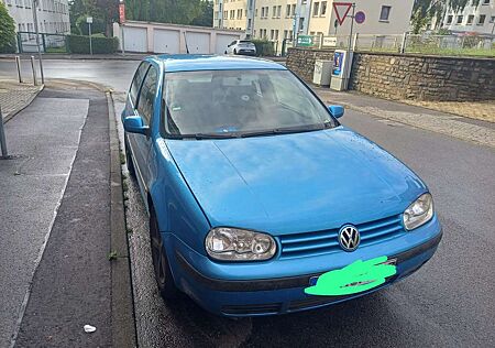 VW Golf Volkswagen 1.9 TDI Ocean