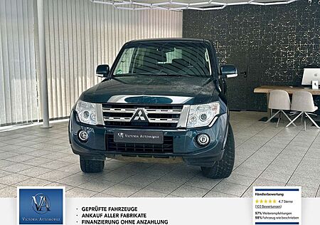 Mitsubishi Pajero 3.2 DI-D Intense Leder, Rückfahrkamera, Lackschäde