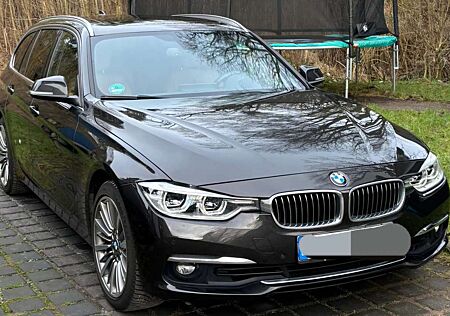 BMW 330 i xDrive Luxury Line