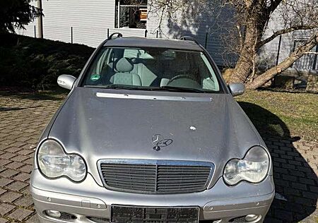 Mercedes-Benz C 180 T Kompressor Classic