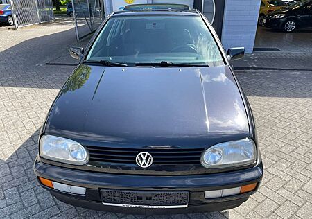 VW Golf Volkswagen 1.8 Automatik Avenue 1.1.26 30 Jahre H Kennzeichen