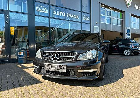 Mercedes-Benz C 63 AMG *T*2.Hand*Scheckheft* letzen V8*6.3L