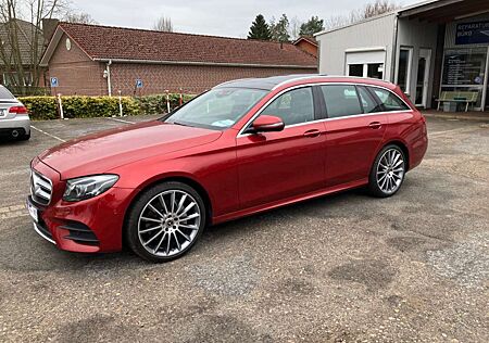 Mercedes-Benz E 300 dT AMG Line/Airmatik/Panorama/AHK/20 Zoll