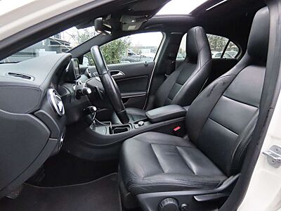 Mercedes-Benz A 200 A200 Autom. Leder Sitzheizung Panorama Night-P.