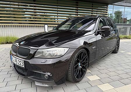 BMW 330i 330 xDrive Touring Aut.