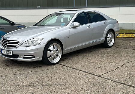 Mercedes-Benz S 350 CDI DPF 7G-TRONIC BlueEFFICIENCY