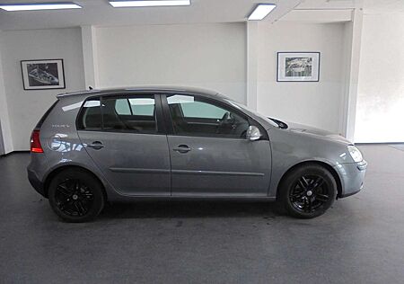 VW Golf Volkswagen 1.4 Tour Navi PDC Klimaatomatik TÜV 11/2026