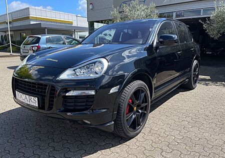 Porsche Cayenne GTS I ALCANTARA | LUFTFAHRWERK | BOSE