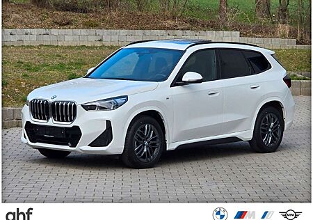 BMW X1 18 i sDrive M SPORT ACC PANORAMA AHK LED H&K
