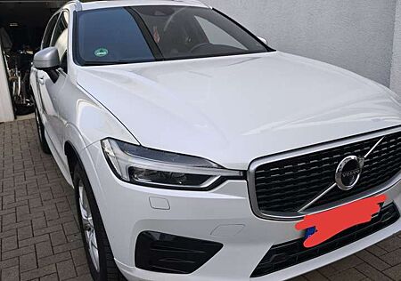 Volvo XC 60 XC60 R Design- Bowers&Wilkins + Luftfederung