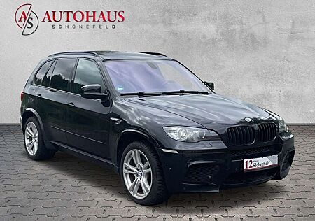 BMW X5 M 4.4 SOFTCL BI-XEN PANO HUD KEYGO FOND TV