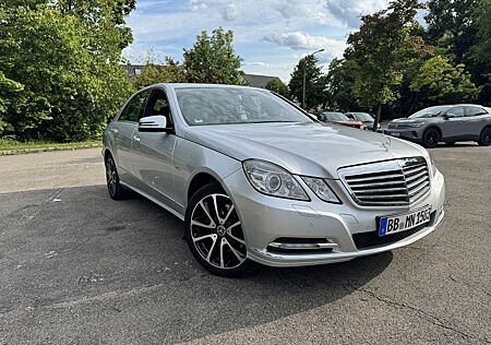 Mercedes-Benz E 250 CGI BlueEFFICIENCY Automatik Elegance