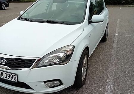 Kia Cee'd Ceed / 1.6 CRDi LX