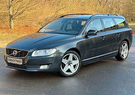 Volvo V70 D4 Linje Svart *Allwetter*Bi-Xenon*Standhzg*