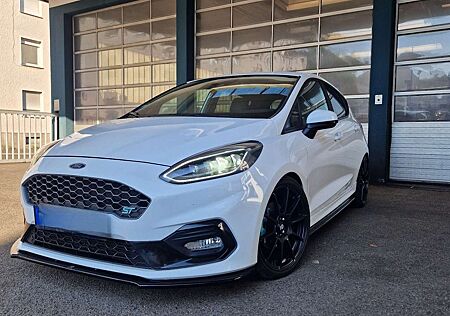 Ford Fiesta 1.5 EcoBoost S&S mit Leder-Exclusiv-Paket ST